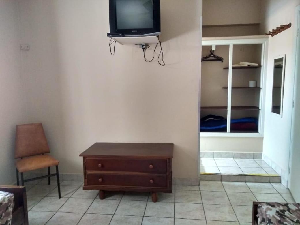 Hotel Sao Pedro Esterno foto