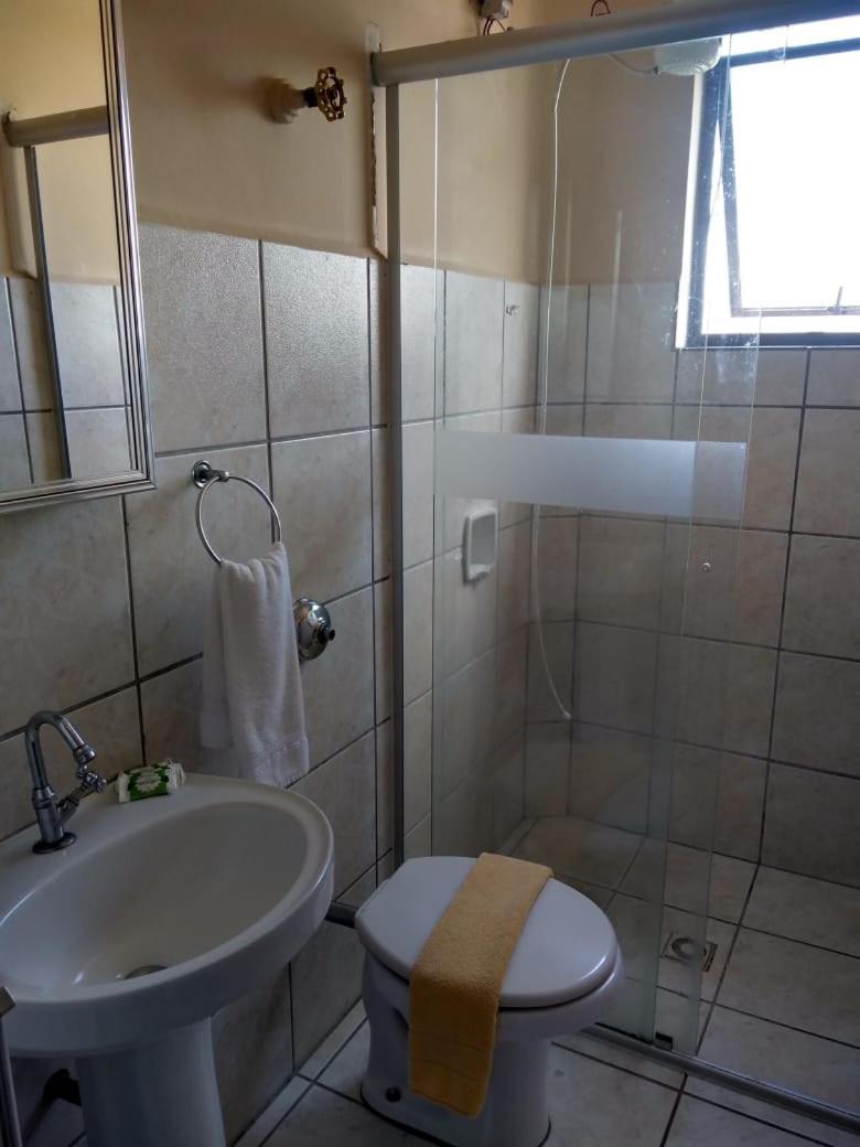 Hotel Sao Pedro Esterno foto